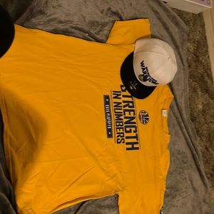 EUC XL GOLDEN STATE WARRIORS 2015 PLAYOFFS TEE BLUE & YELLOW 100% Cotton